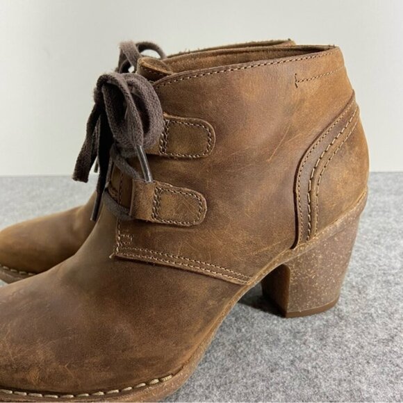 Clarks Artisan CARLETA LYON Brown Leather Lace Up Ankle Boot Boho Women’s 7.5M - Picture 8 of 13